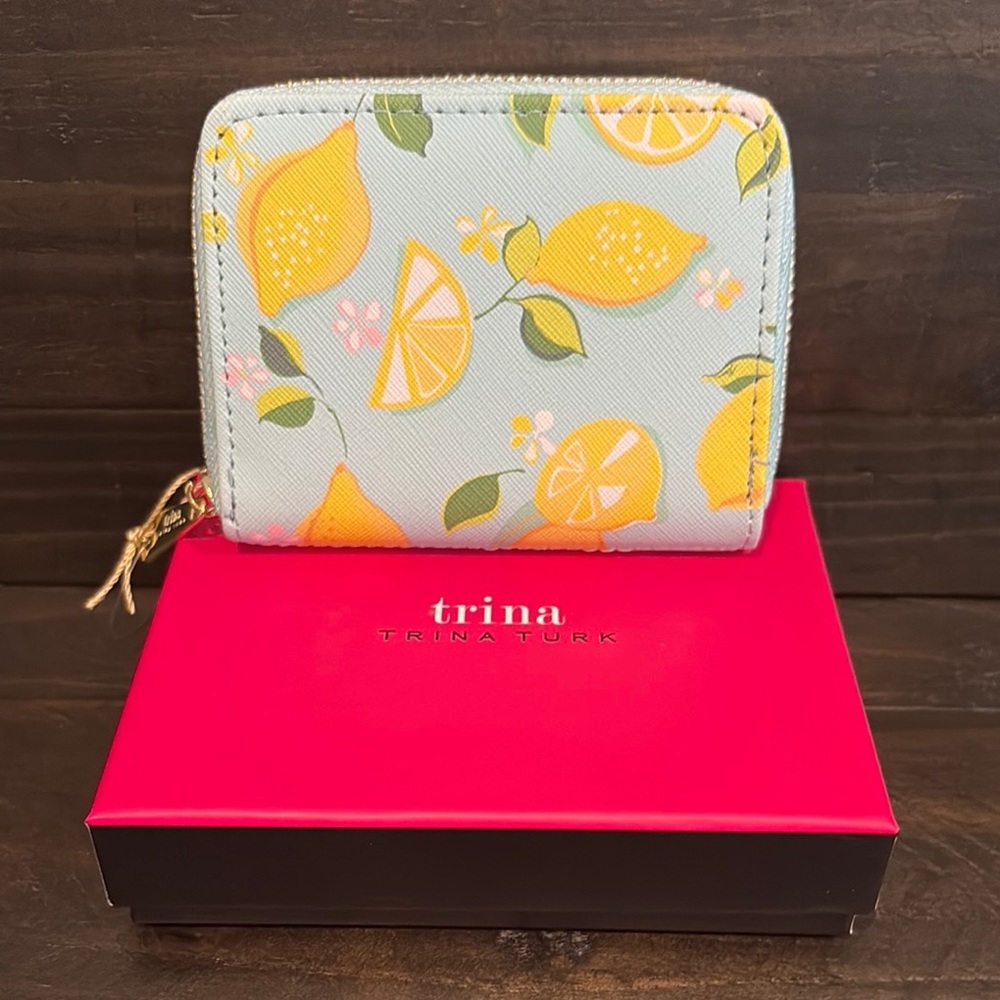 Trina Turk Zip Around Cardholder with Gift Box NWT